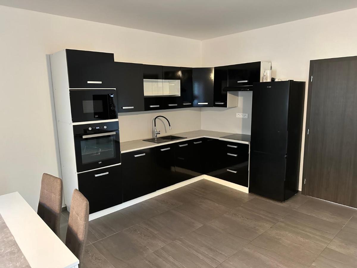 73m2 Klid Priroda Parking Free Apartment *