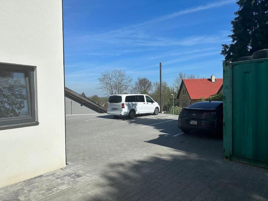 Apartment 73m2 Klid Priroda Parking Free