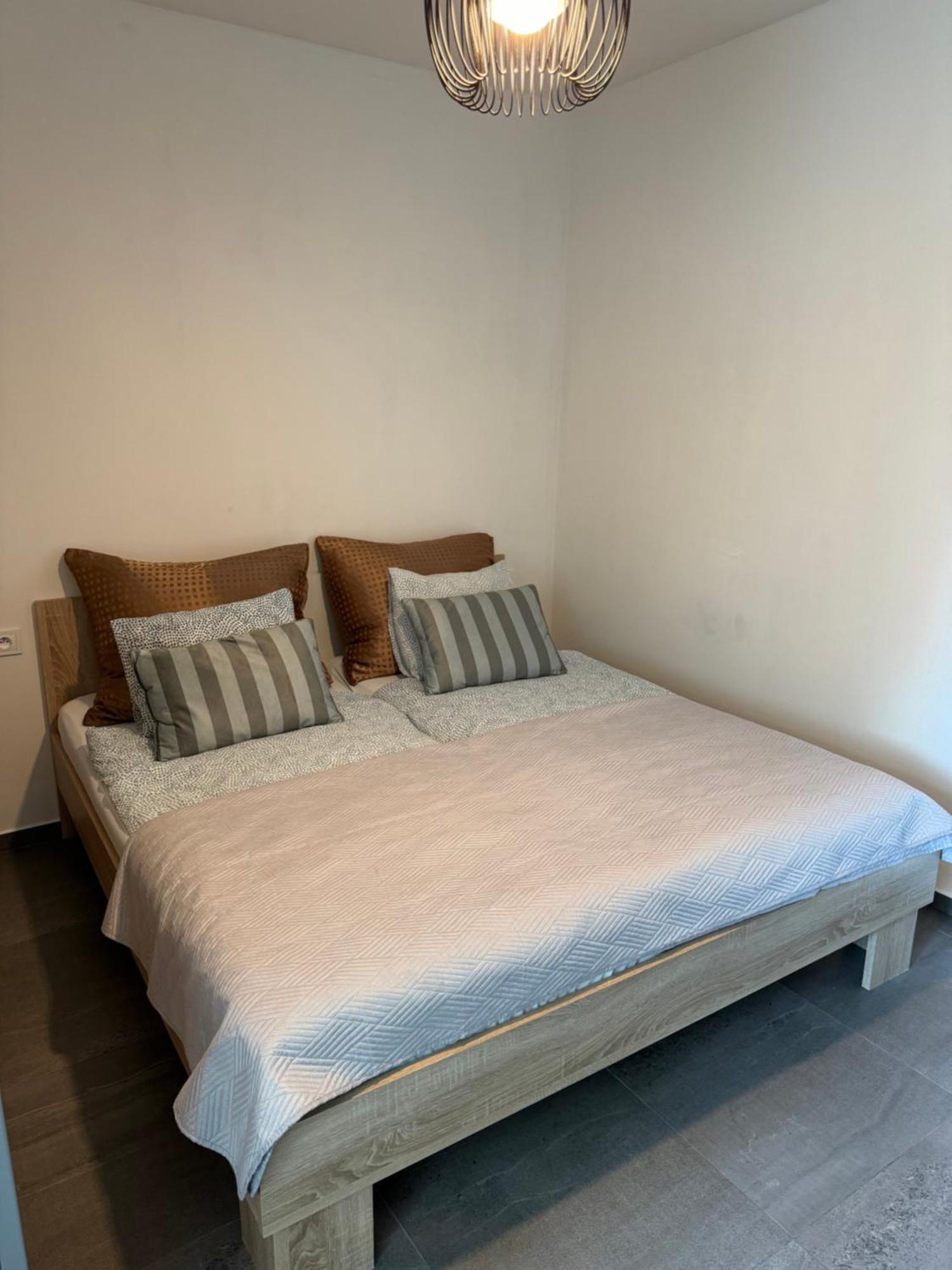 73m2 Klid Priroda Parking Free * Prague
